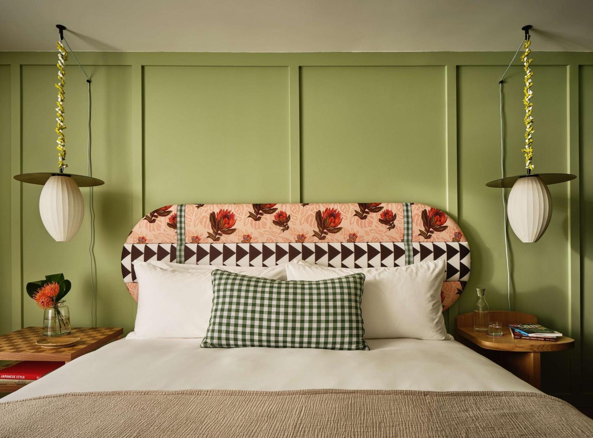 Wayfinder Waikiki - Voted Top 10 Best Hotels In Hawaii! Honolulu Zewnętrze zdjęcie