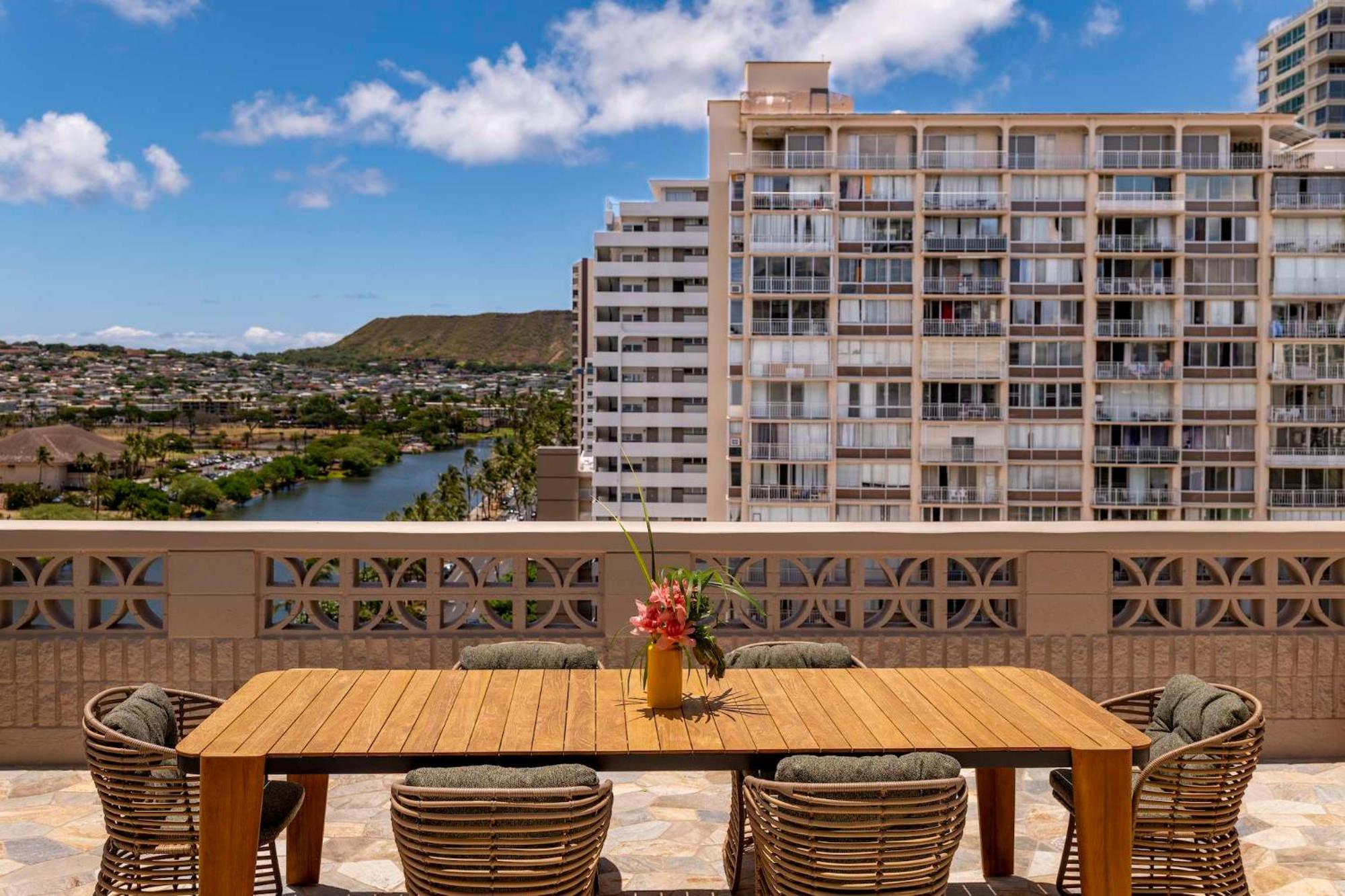 Wayfinder Waikiki - Voted Top 10 Best Hotels In Hawaii! Honolulu Zewnętrze zdjęcie